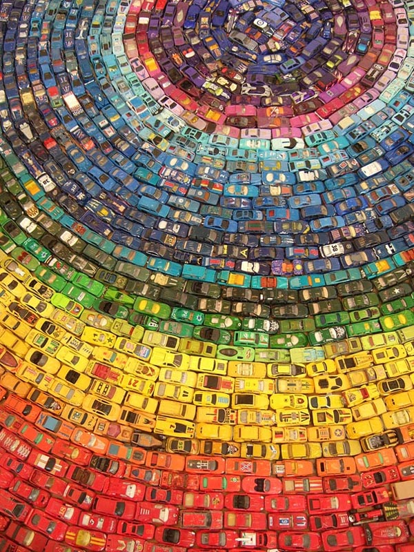 Rainbow Car Atlas Made of 2,500 Toy Cars