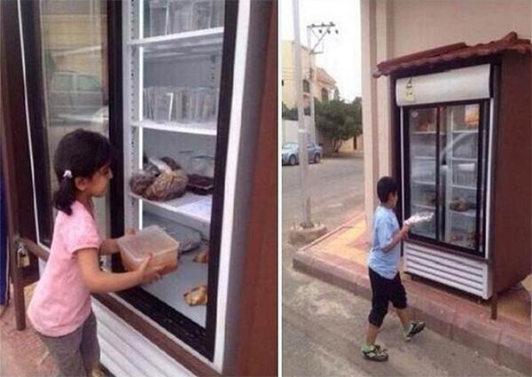 Saudi Man installs ‘charity fridge’ outside his house