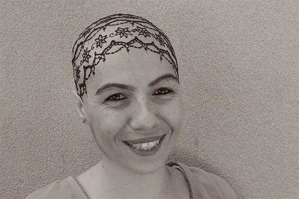 Henna Crowns For Cancer Patients