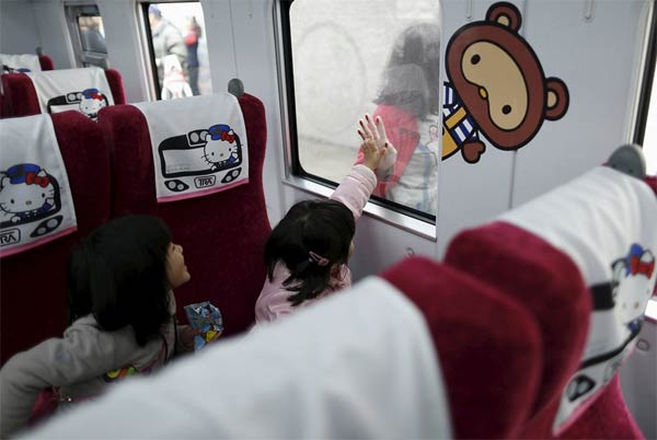 Hello Kitty-Themed Train