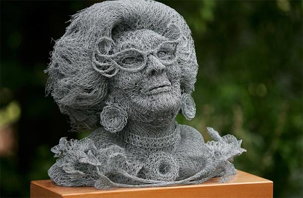 Chicken Wire Sculptures by Ivan Lovatt