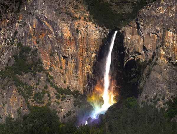 Waterfall Turns Into Beautiful Fountain of Rainbow Colors