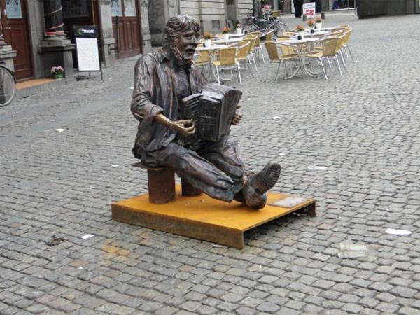 Homeless People Sculpture