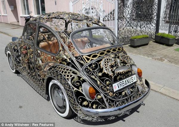 Iron Made Volkswagen Beetle
