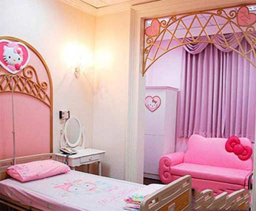 Hello Kitty-Themed Maternity Hospital