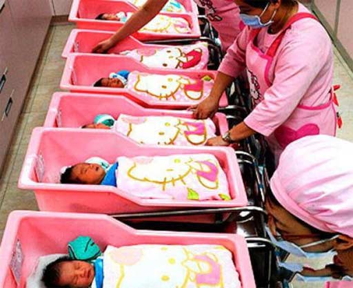 Hello Kitty-Themed Maternity Hospital