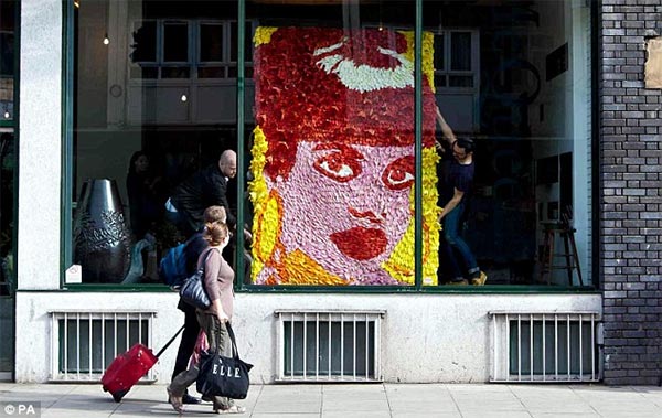 Lily Allen Portrait Made of 1800 Real Lilies 