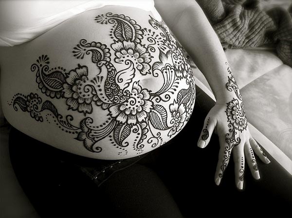 Pregnant Belly with Mehndi Design