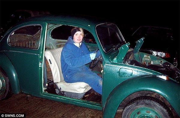 Volkswagen Beetle Converted into Porsche 356