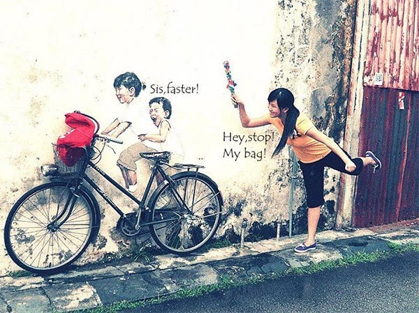 Interactive Street Art in Malaysia by Ernest Zacharevic