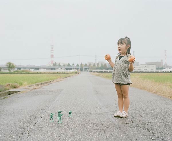 Japanese Dad Takes Conceptual Portraits of His Daughter