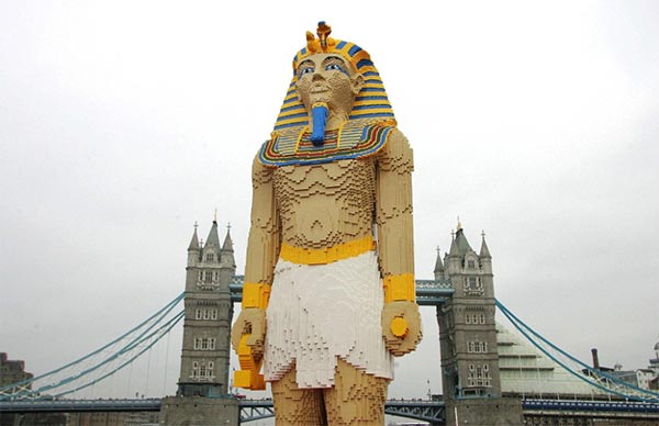 16ft Lego Pharaoh