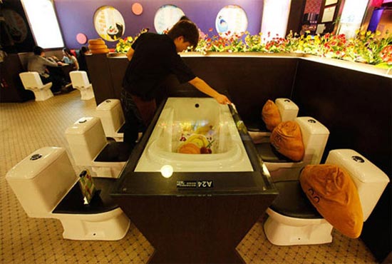 Modern Toilet Restaurant in Taiwan