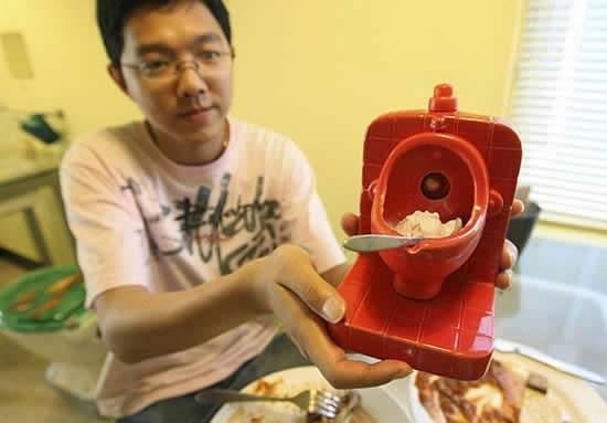 Modern Toilet Restaurant in Taiwan