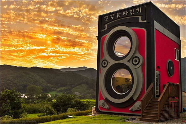 Camera-Shaped Coffee House