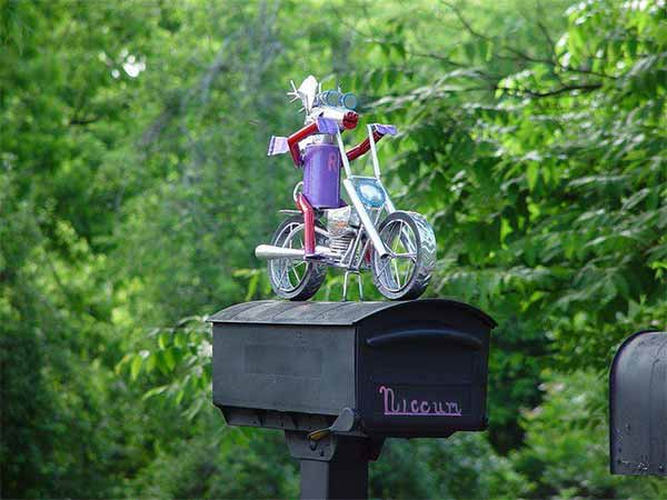 Funny, Clever & Bizarre Mailboxes