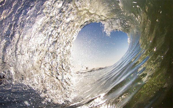 Beautiful Heart-Shaped Wave