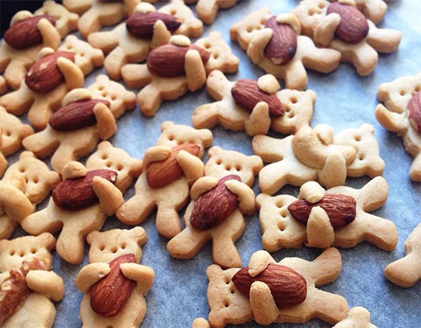 Hugging Bear Cookies