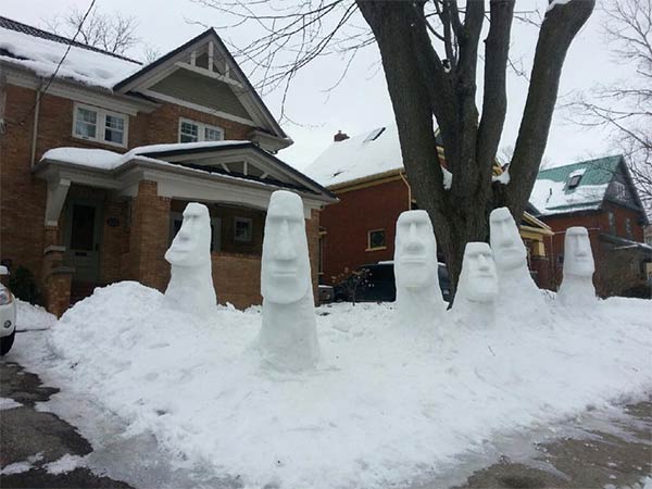Moai Snowman