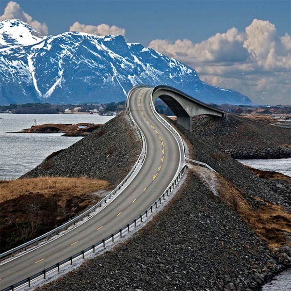 Storseisundet Bridge