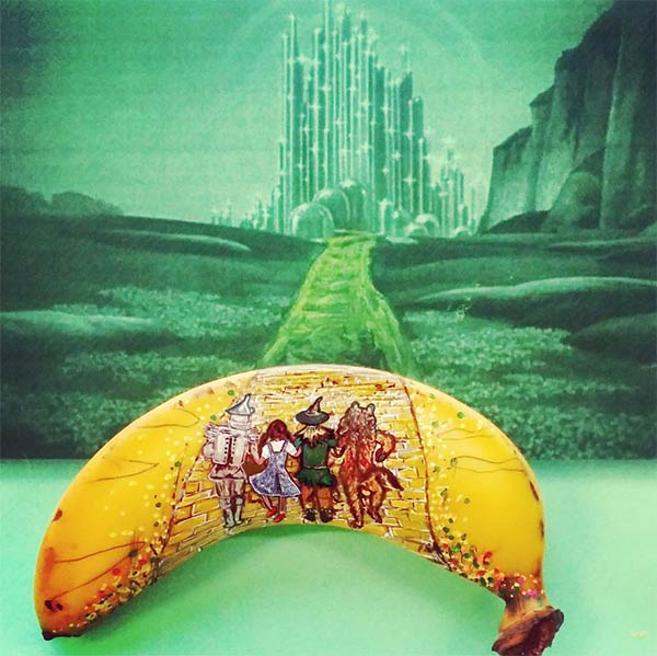 Incredible Drawing On Banana