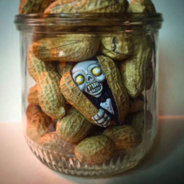 Tiny Portraits On Peanuts