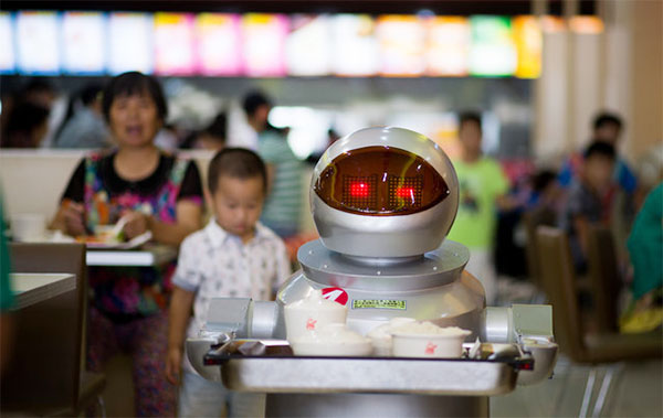 Robot Restaurant Are A Hit In China