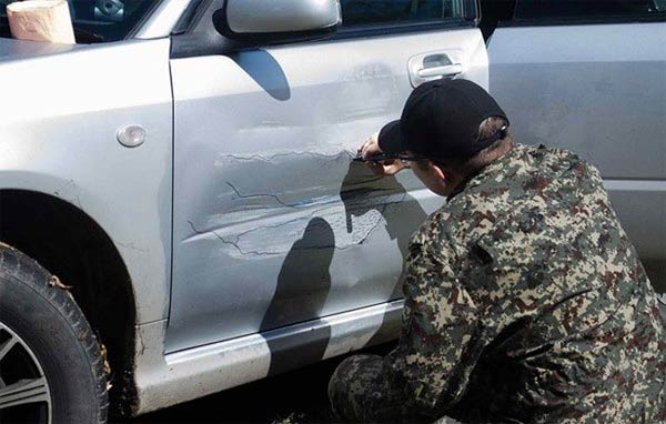 Creative Car Dent Drawing