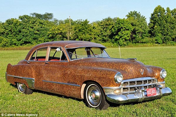 Couple covers classic car with 38,000 pennies