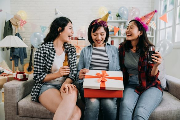 4 Last-Minute Birthday Gifts For Your Friend
