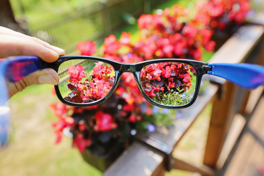 Get your Current Prescription for Glasses from the Comfort of your Home with Lens Scanner- a SmartBuyGlasses App
